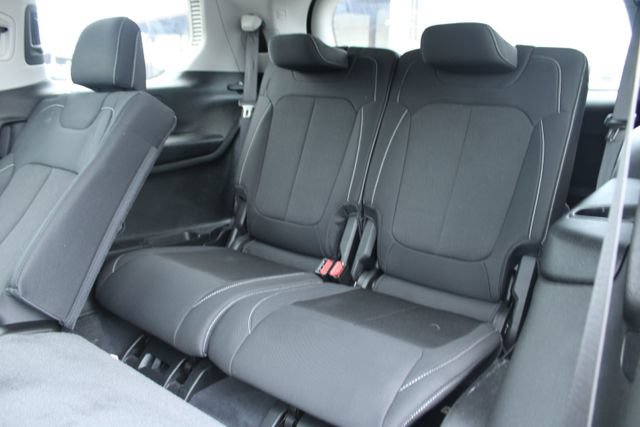 Used 2023 Jeep Grand Cherokee L Laredo w/ Luxury Tech Group I RWD image 42