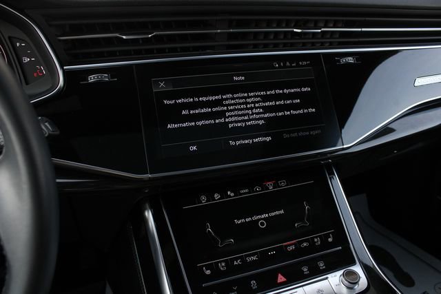 Used 2024 Audi Q8 Prestige w/ Prestige Package image 16