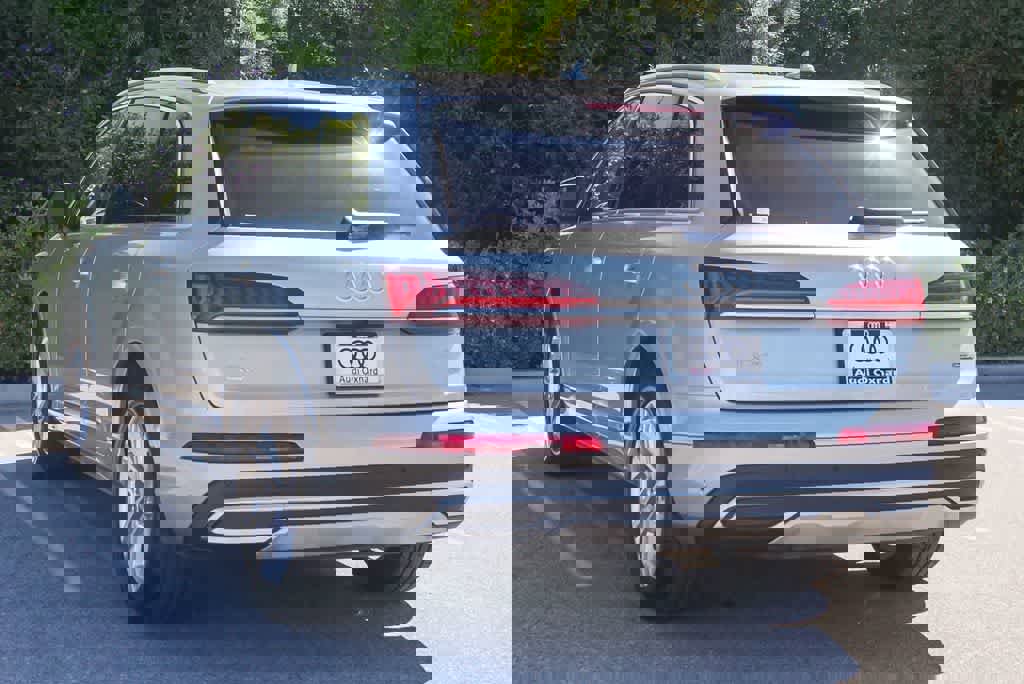 Used 2023 Audi Q7 3.0T Premium Plus image 10