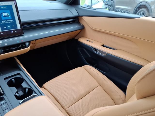 New 2026 Lexus ES 350e FWD image 27