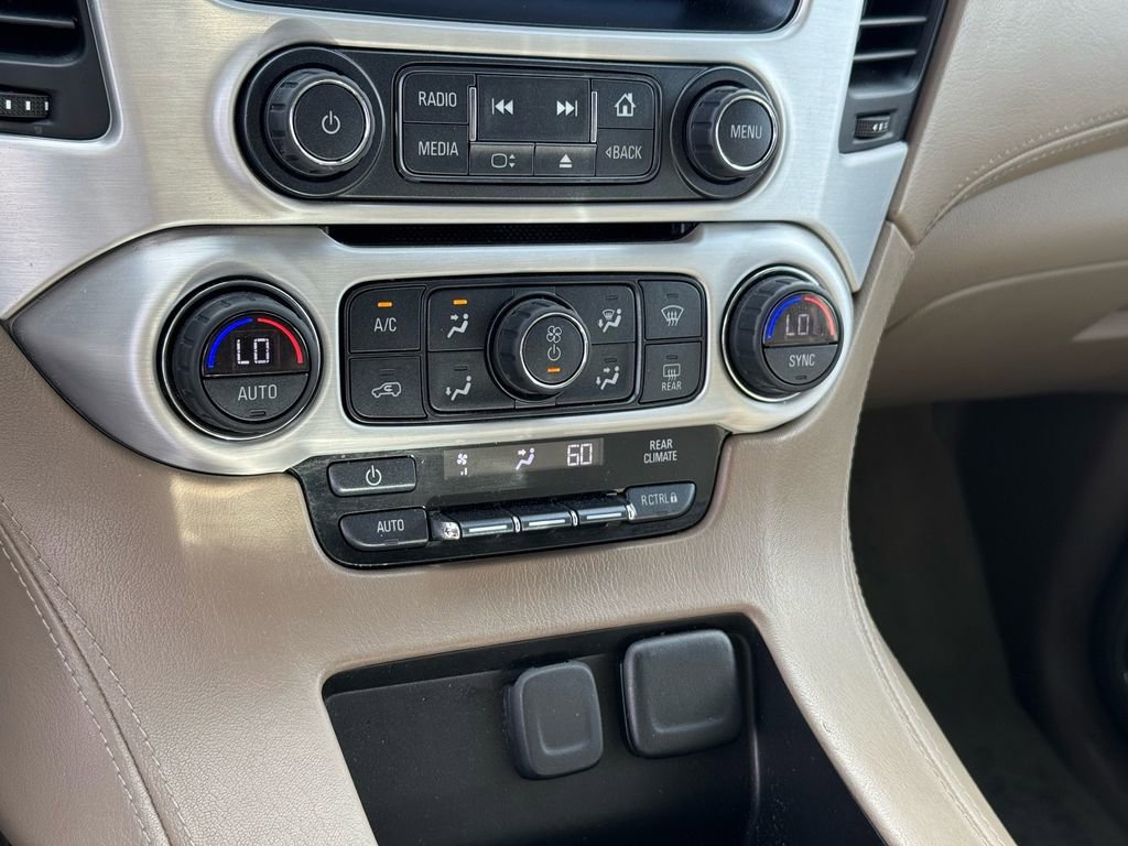 Used 2018 GMC Yukon XL SLE w/ SLE Value Package image 33