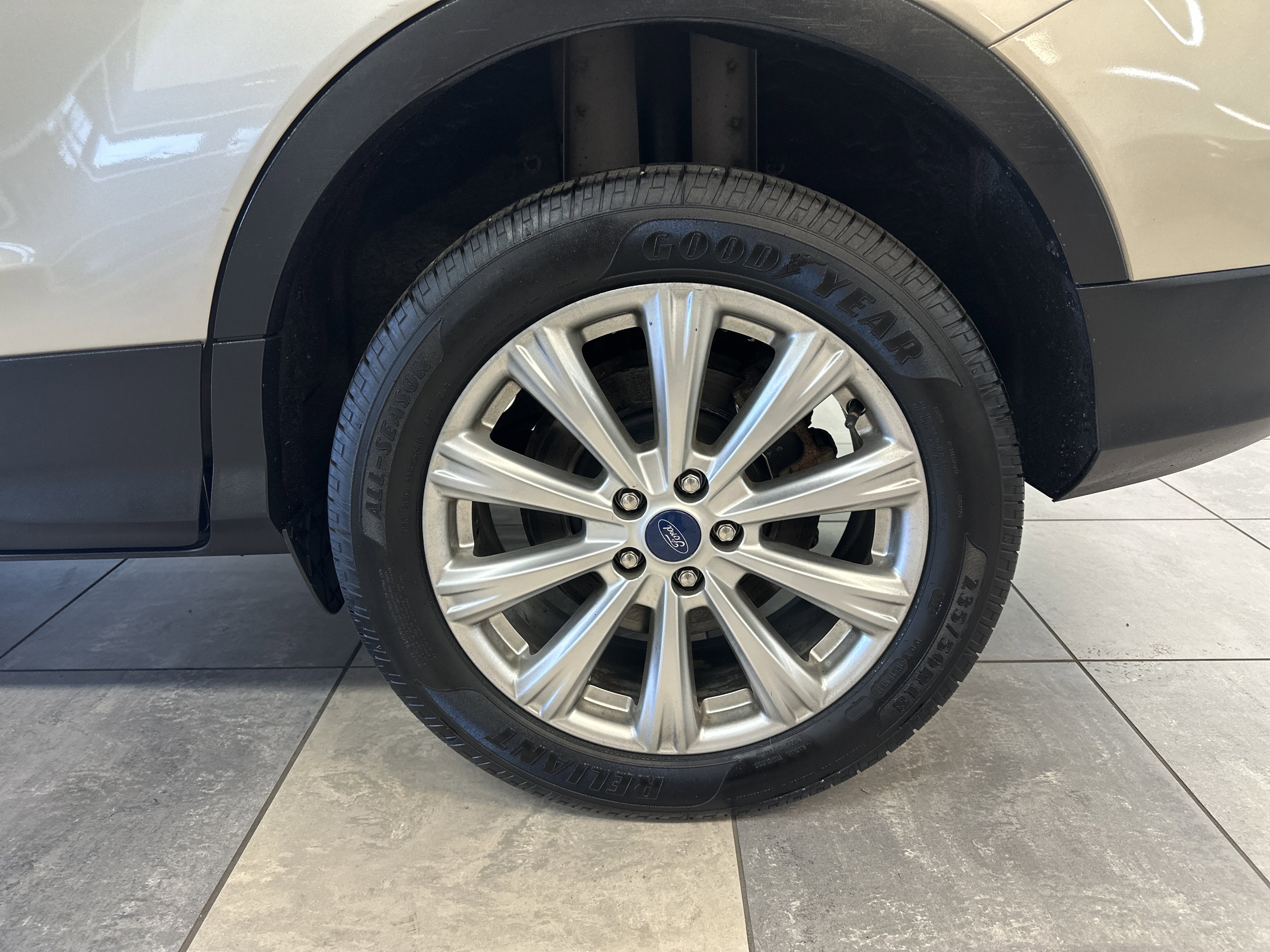 Used 2017 Ford Escape Titanium image 7