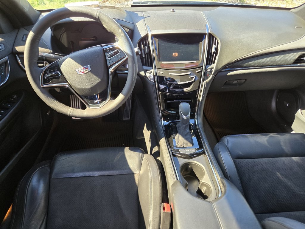 Used 2018 Cadillac ATS V w/ Carbon Fiber Package RWD image 16