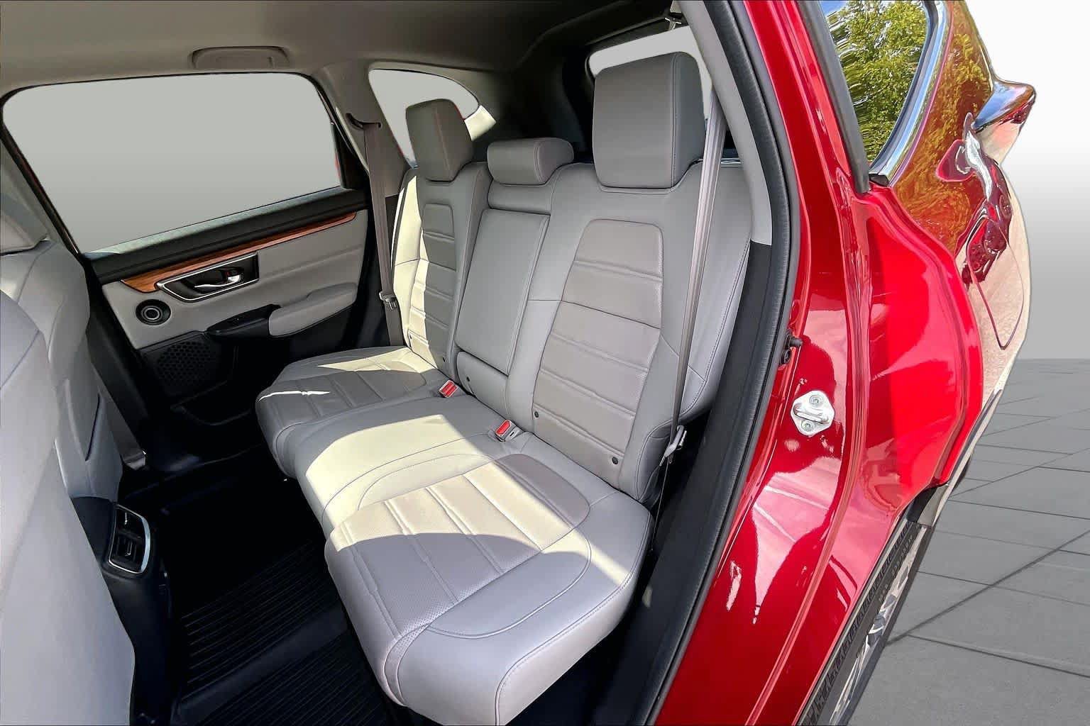 Used 2022 Honda CR-V Touring image 21