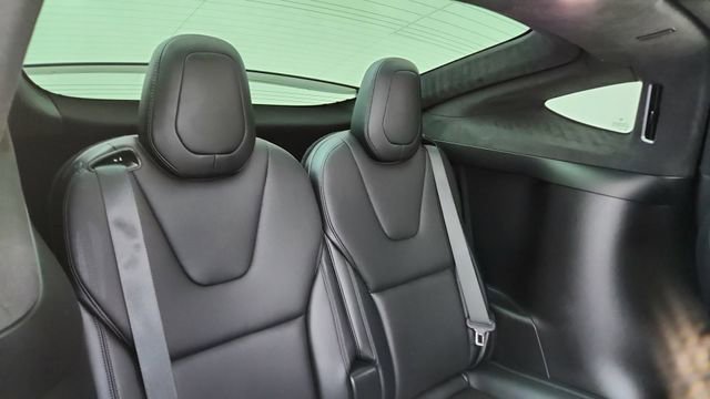 Used 2022 Tesla Model X image 27