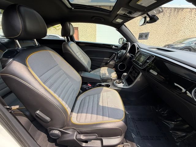 Used 2017 Volkswagen Beetle 1.8T Dune FWD image 18