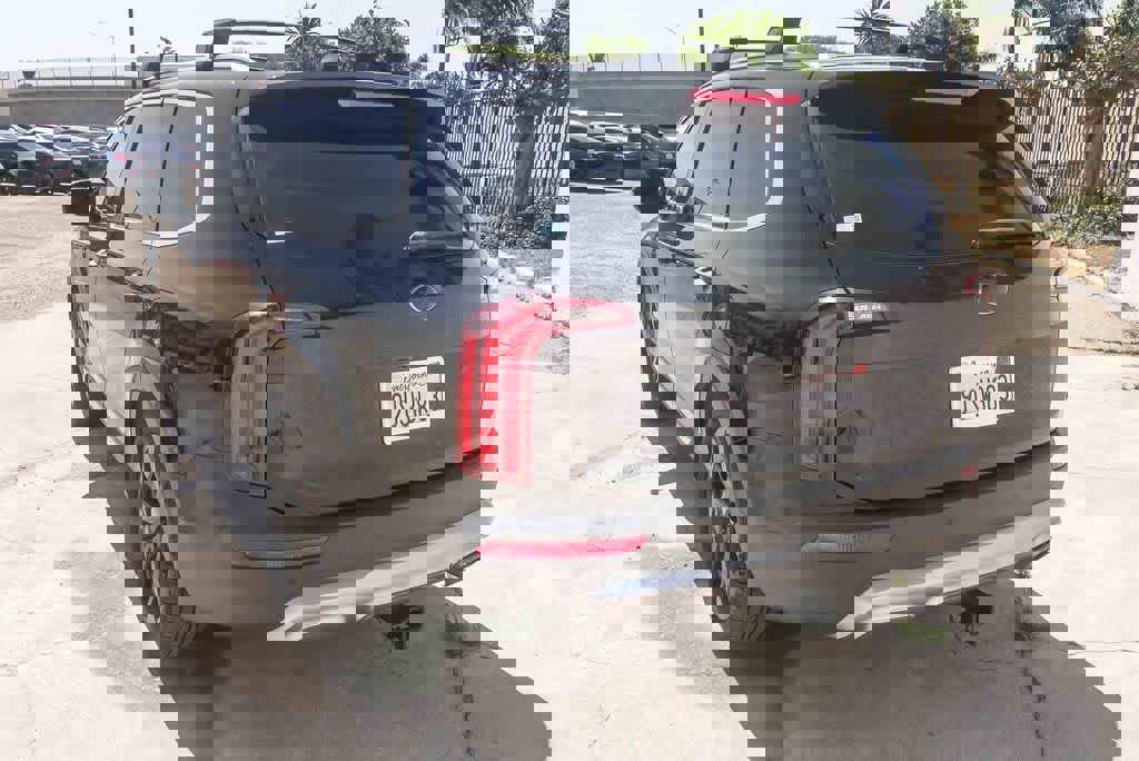 Used 2020 Kia Telluride S w/ S 8 Passenger Seating Package image 7