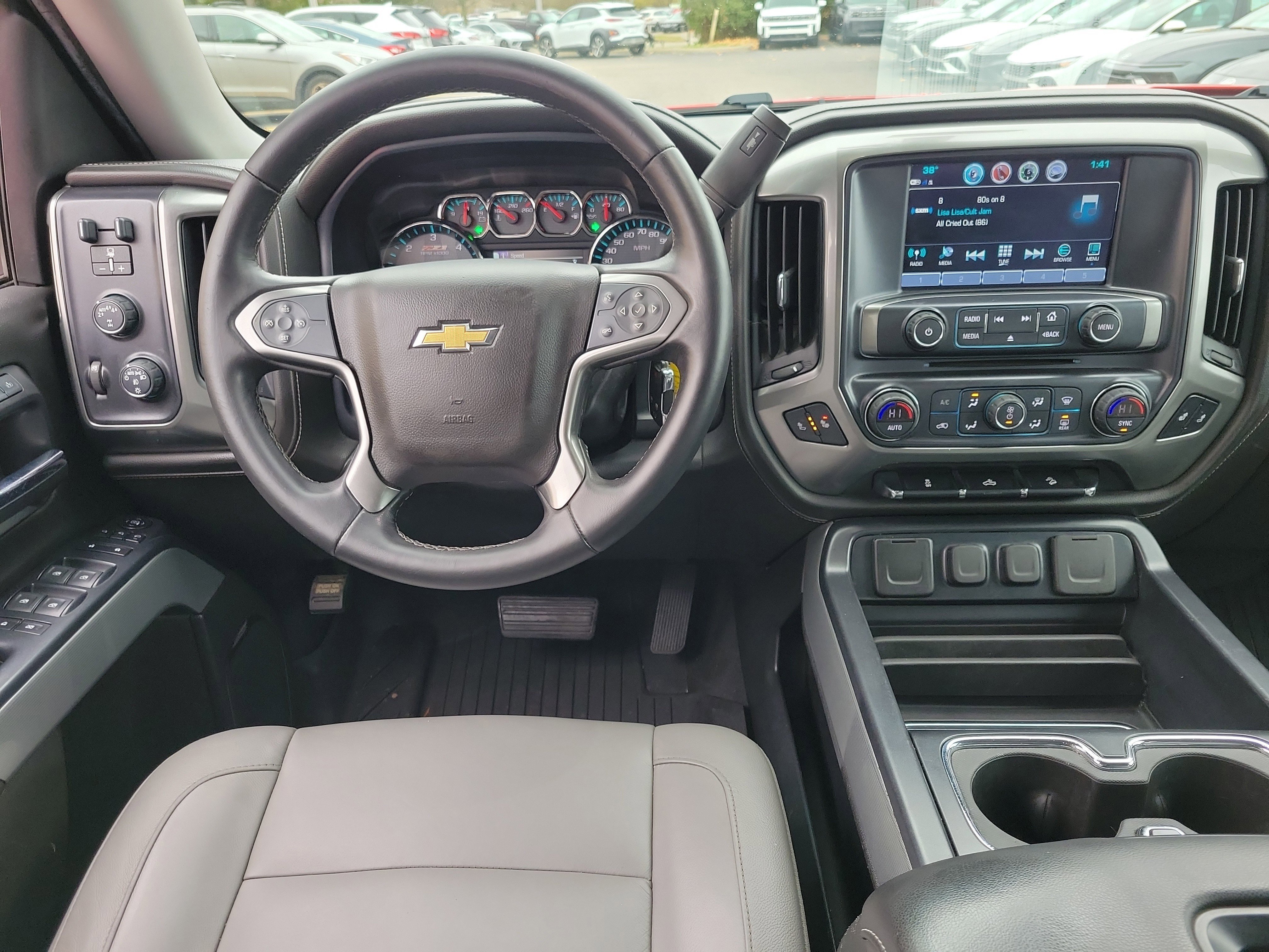 Used 2018 Chevrolet Silverado 1500 LTZ Z71 image 10