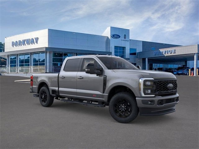 New 2025 Ford F350 Lariat w/ Black Appearance Package image 7