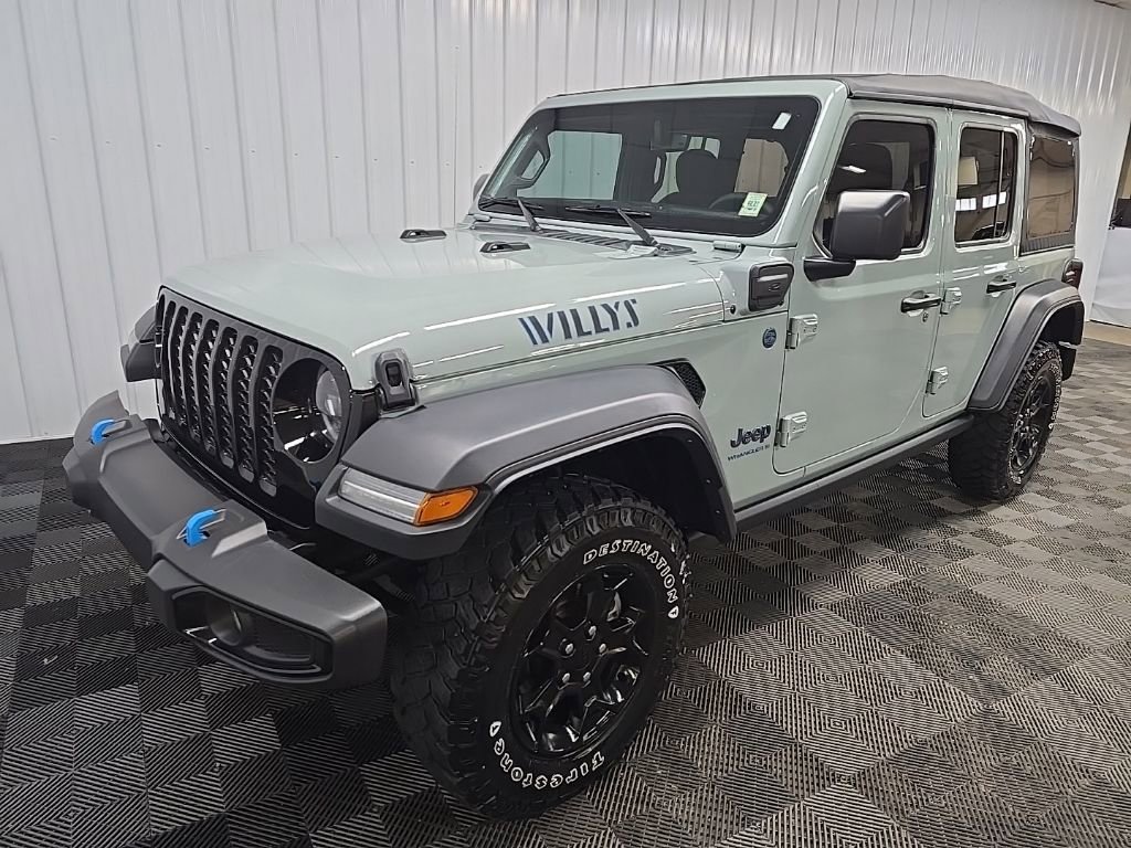 Used 2023 Jeep Wrangler Unlimited w/ 8.4" Radio Group image 8