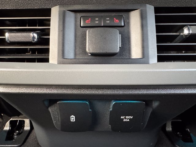 Used 2024 Ford F150 Lariat w/ Equipment Group 502A High AWD/4WD image 19