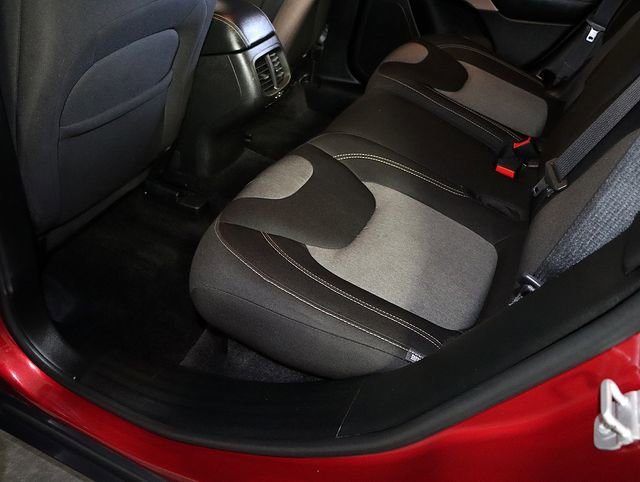 Used 2017 Jeep Cherokee Sport image 26