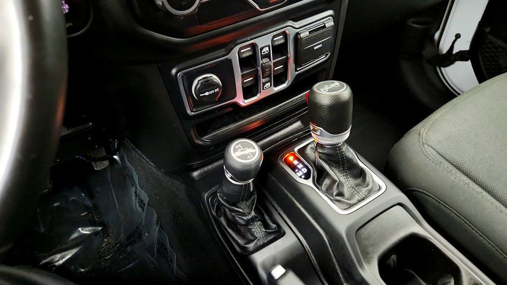 Used 2019 Jeep Wrangler Unlimited Sport image 15