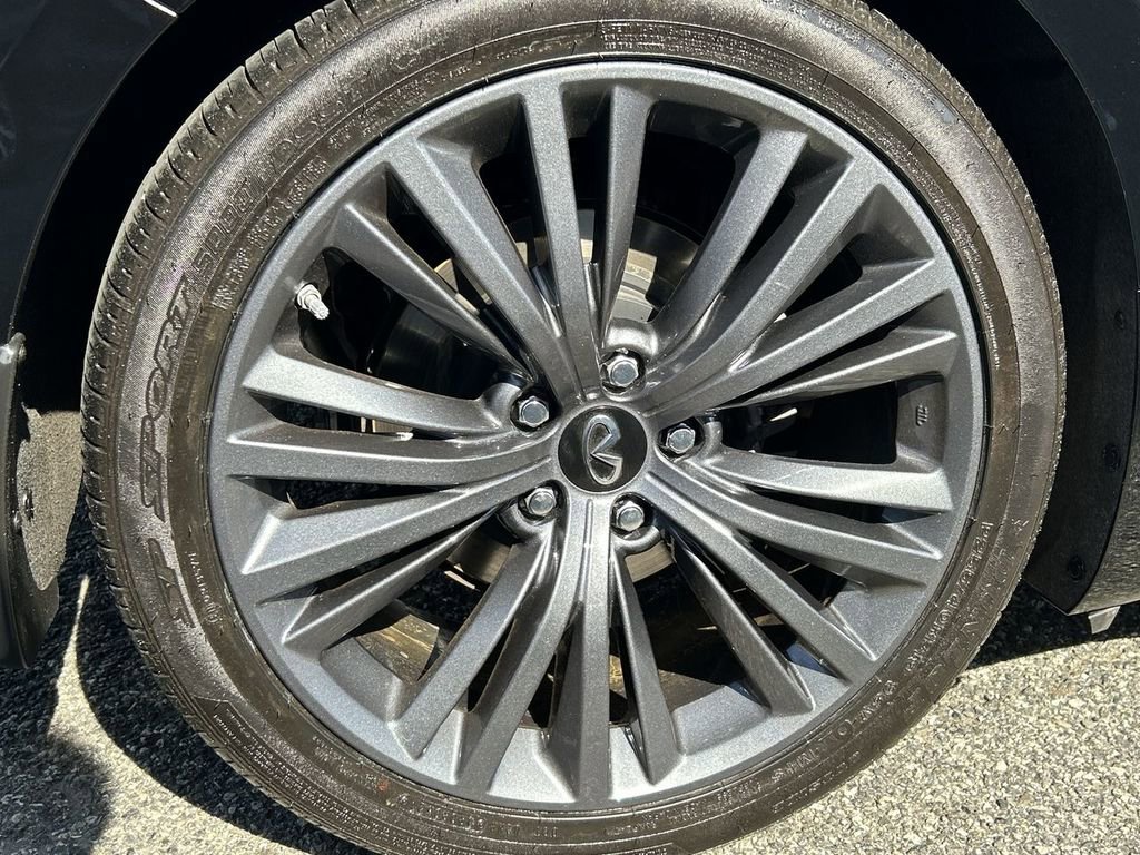 Certified 2022 INFINITI Q60 3.0t Luxe w/ Essential Package image 12