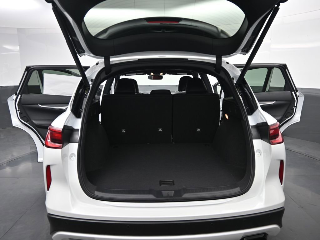 New 2025 INFINITI QX50 Sport image 11