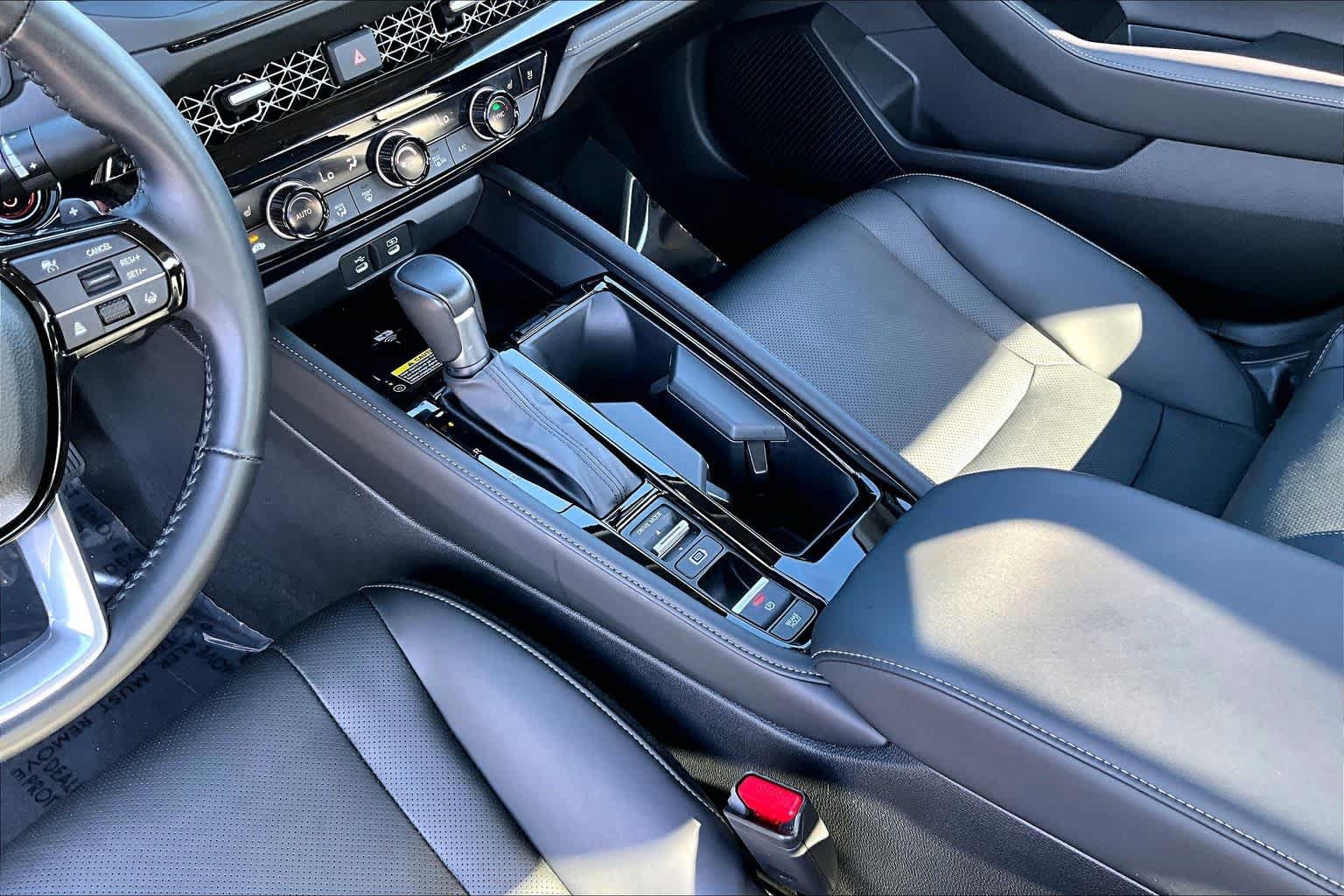 Used 2023 Honda Accord Touring image 16