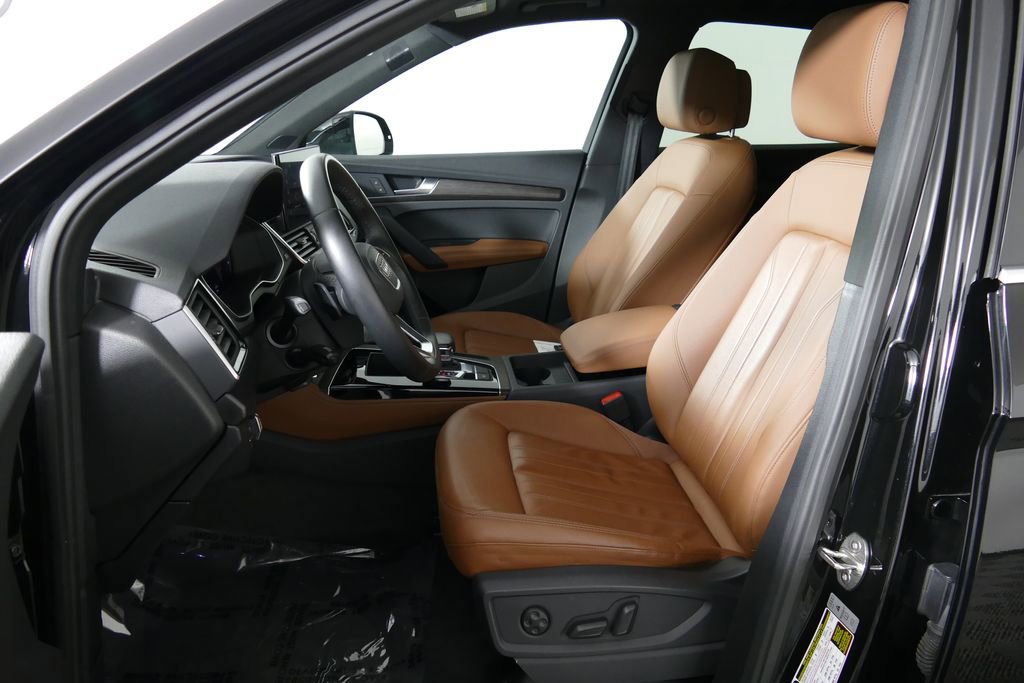 Used 2023 Audi Q5 2.0T Premium Plus w/ Premium Plus Package AWD/4WD image 21