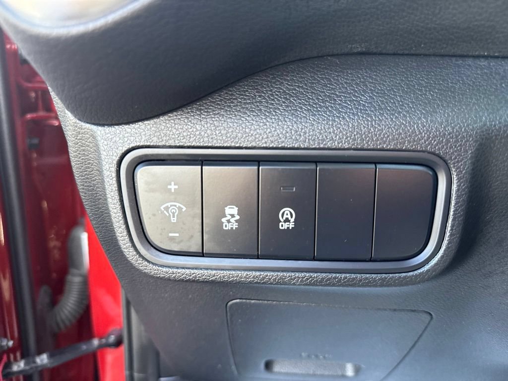 Used 2023 Kia Soul LX FWD image 25