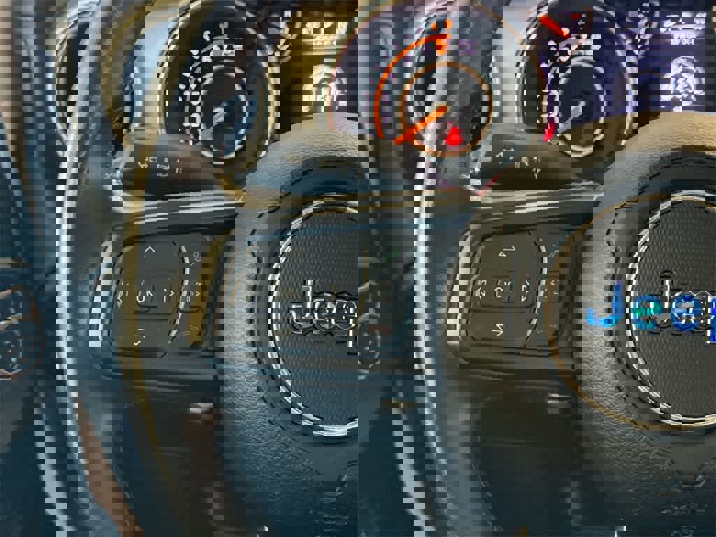 Used 2020 Jeep Wrangler Sport image 23