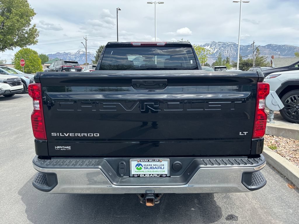 Used 2023 Chevrolet Silverado 1500 LT AWD/4WD image 9
