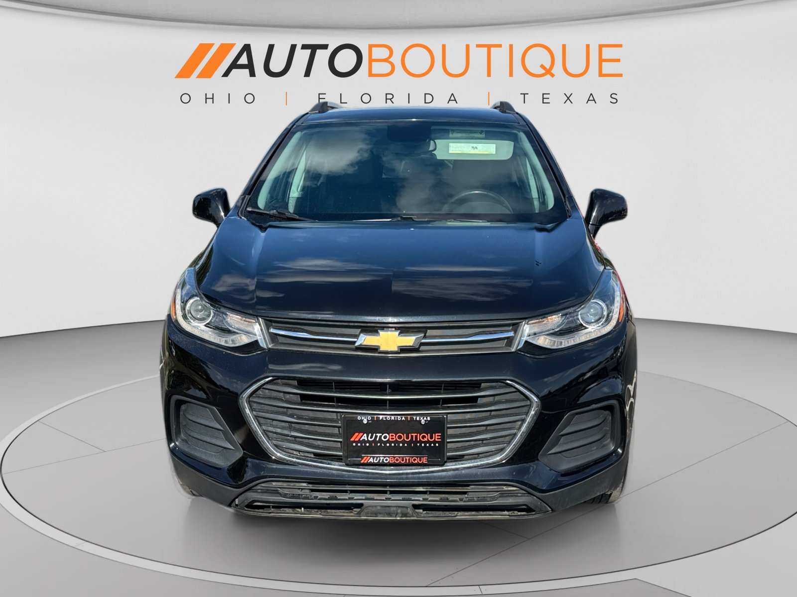 Used 2020 Chevrolet Trax LT w/ LT Convenience Package FWD image 8