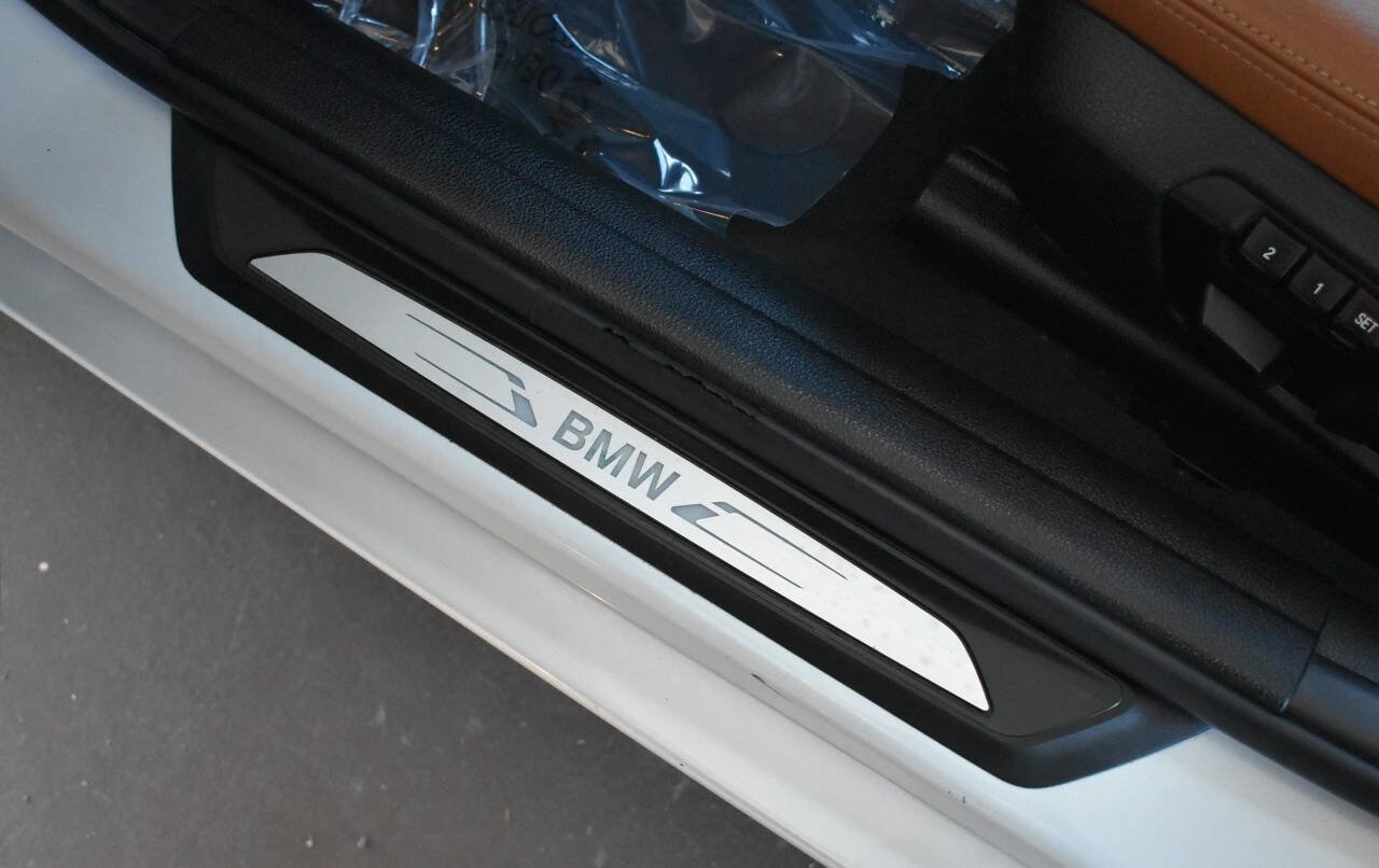 Used 2015 BMW 335i Sedan image 49