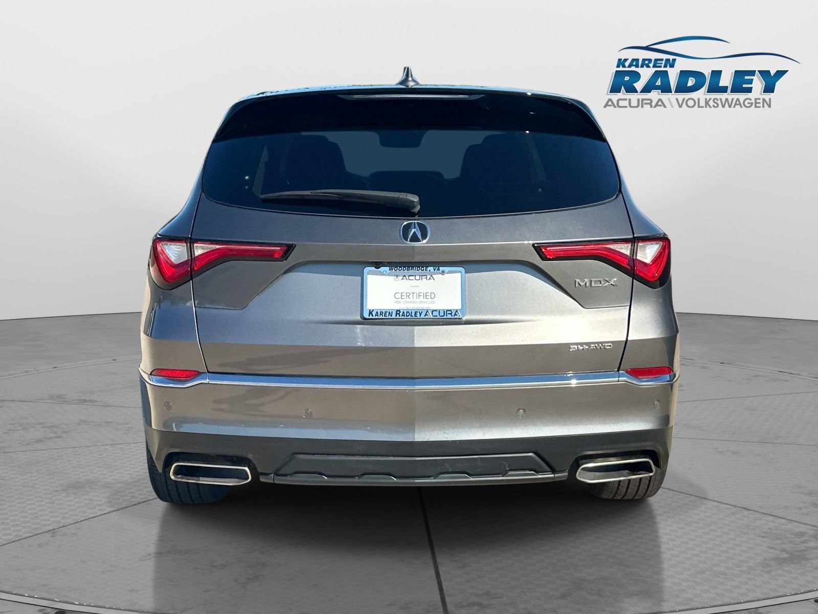 Certified 2024 Acura MDX w/ Technology Package AWD/4WD image 3
