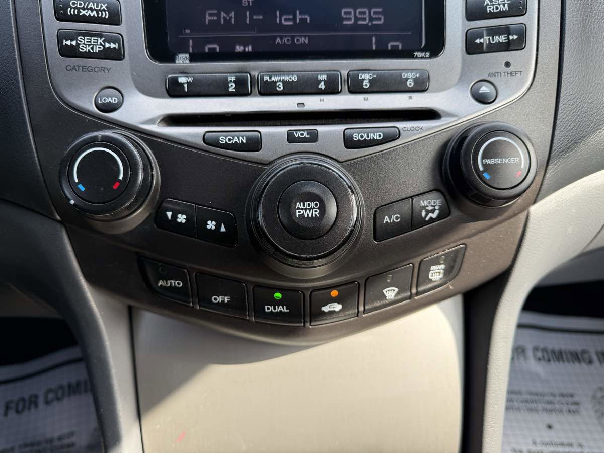 Used 2007 Honda Accord EX-L image 19