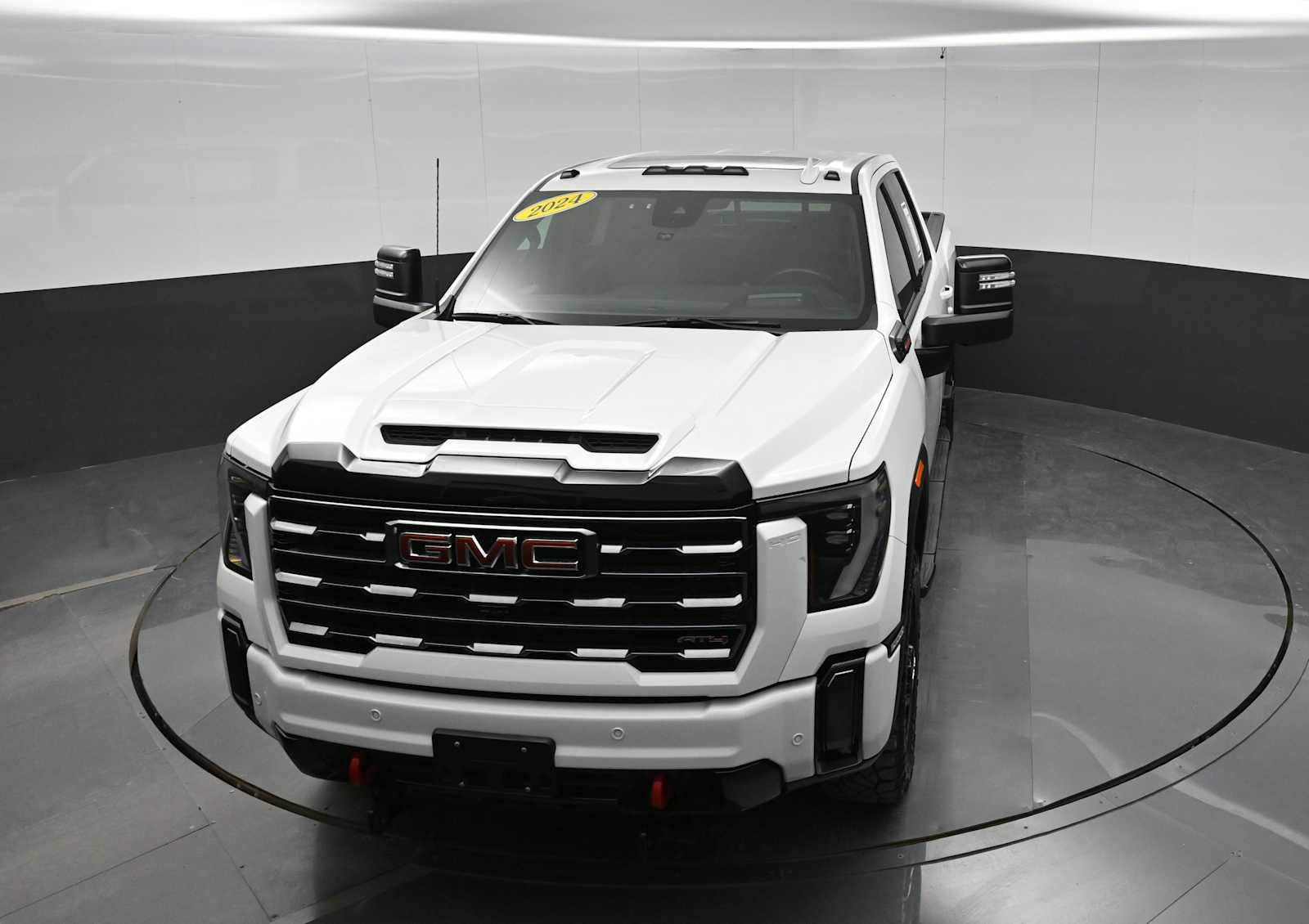 Used 2024 GMC Sierra 2500 AT4 w/ AT4 Premium Plus Package AWD/4WD image 29