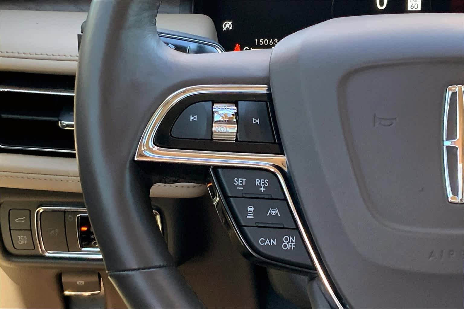 Used 2022 Lincoln Nautilus Reserve FWD image 24