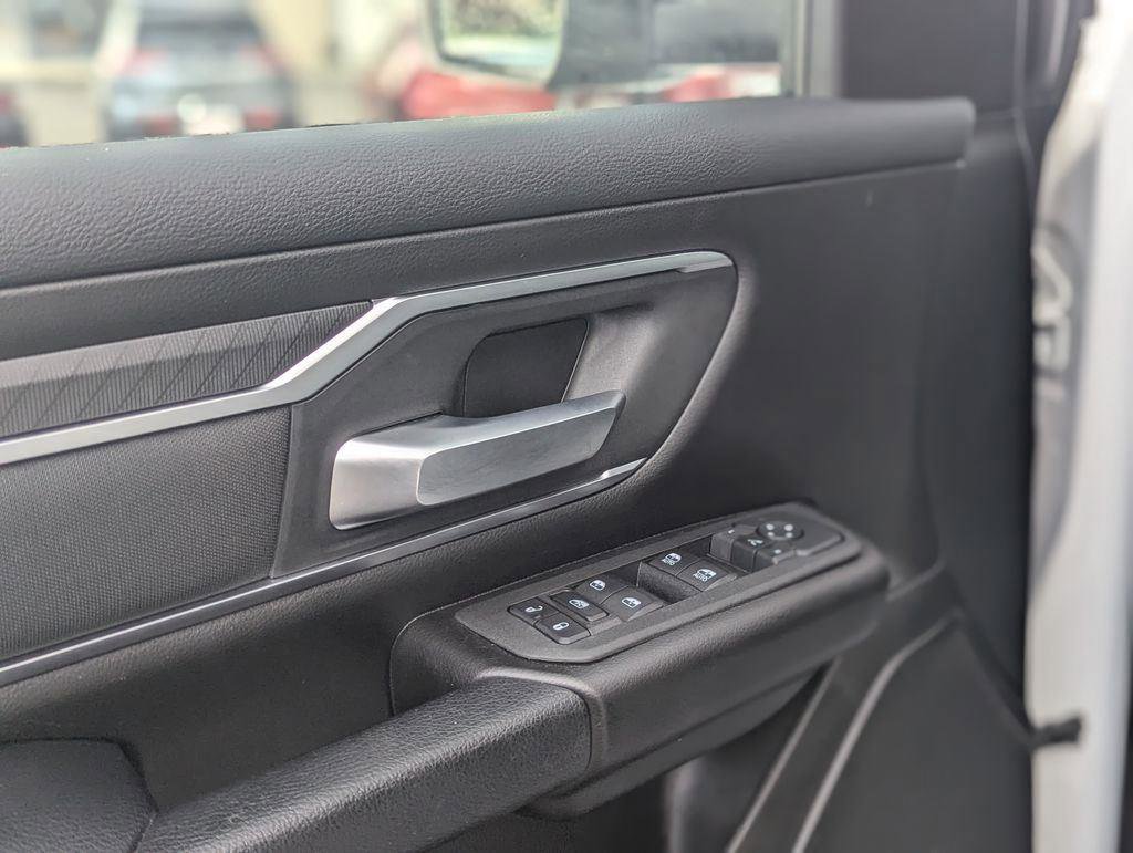 Used 2025 RAM 1500 Big Horn AWD/4WD image 19