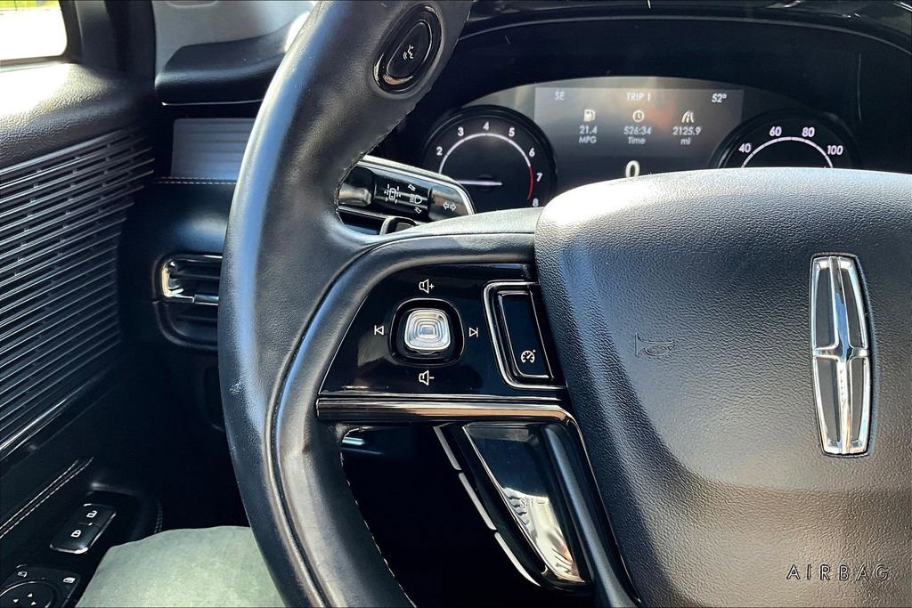 Used 2020 Lincoln Corsair AWD w/ Premium Package image 11