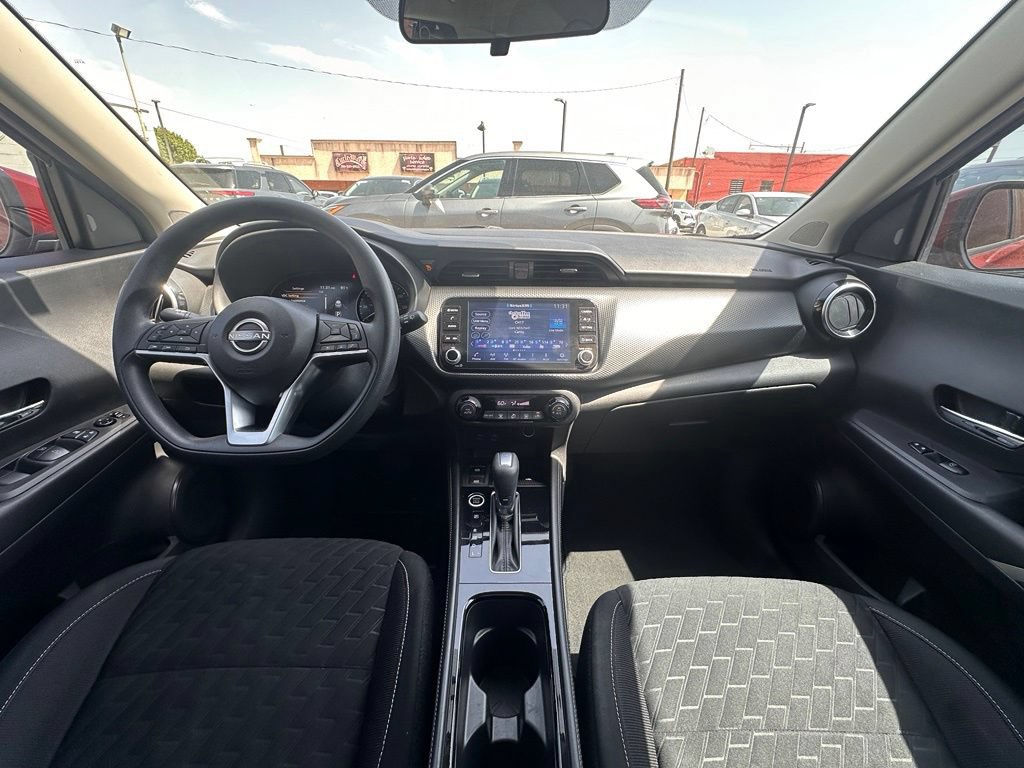 Certified 2022 Nissan Kicks SV FWD image 18