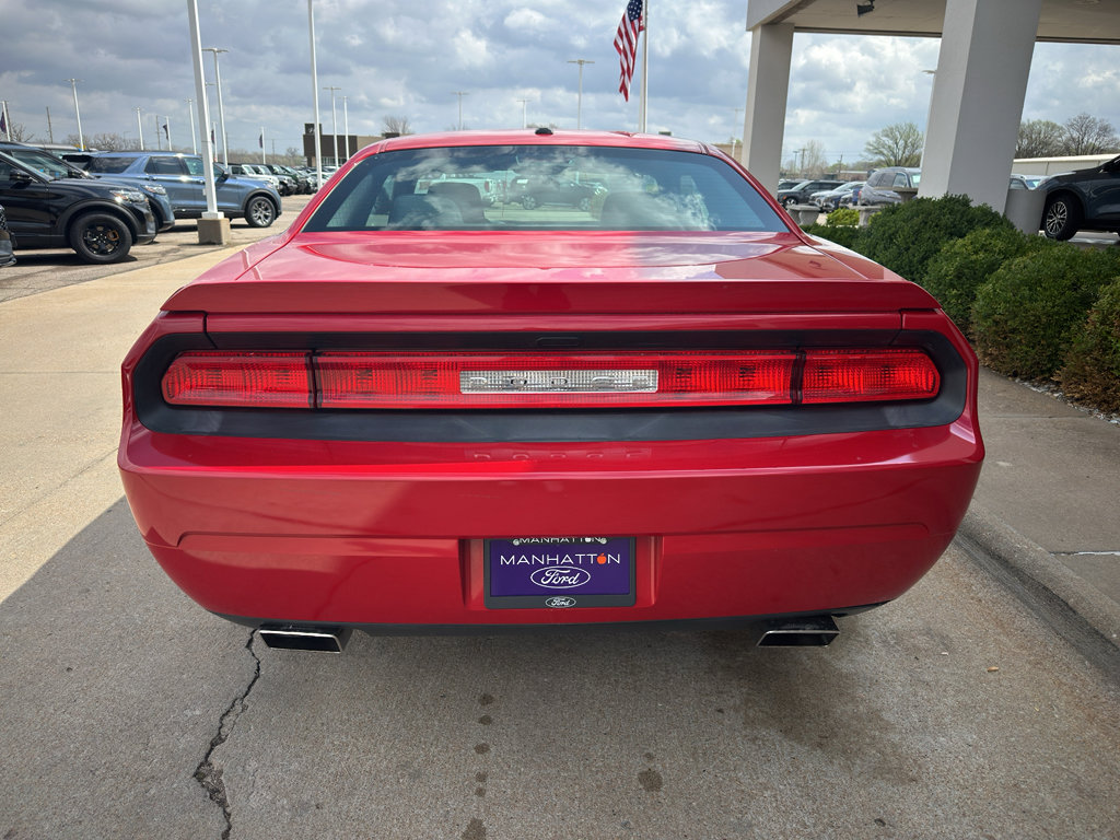 Used 2012 Dodge Challenger R/T image 9