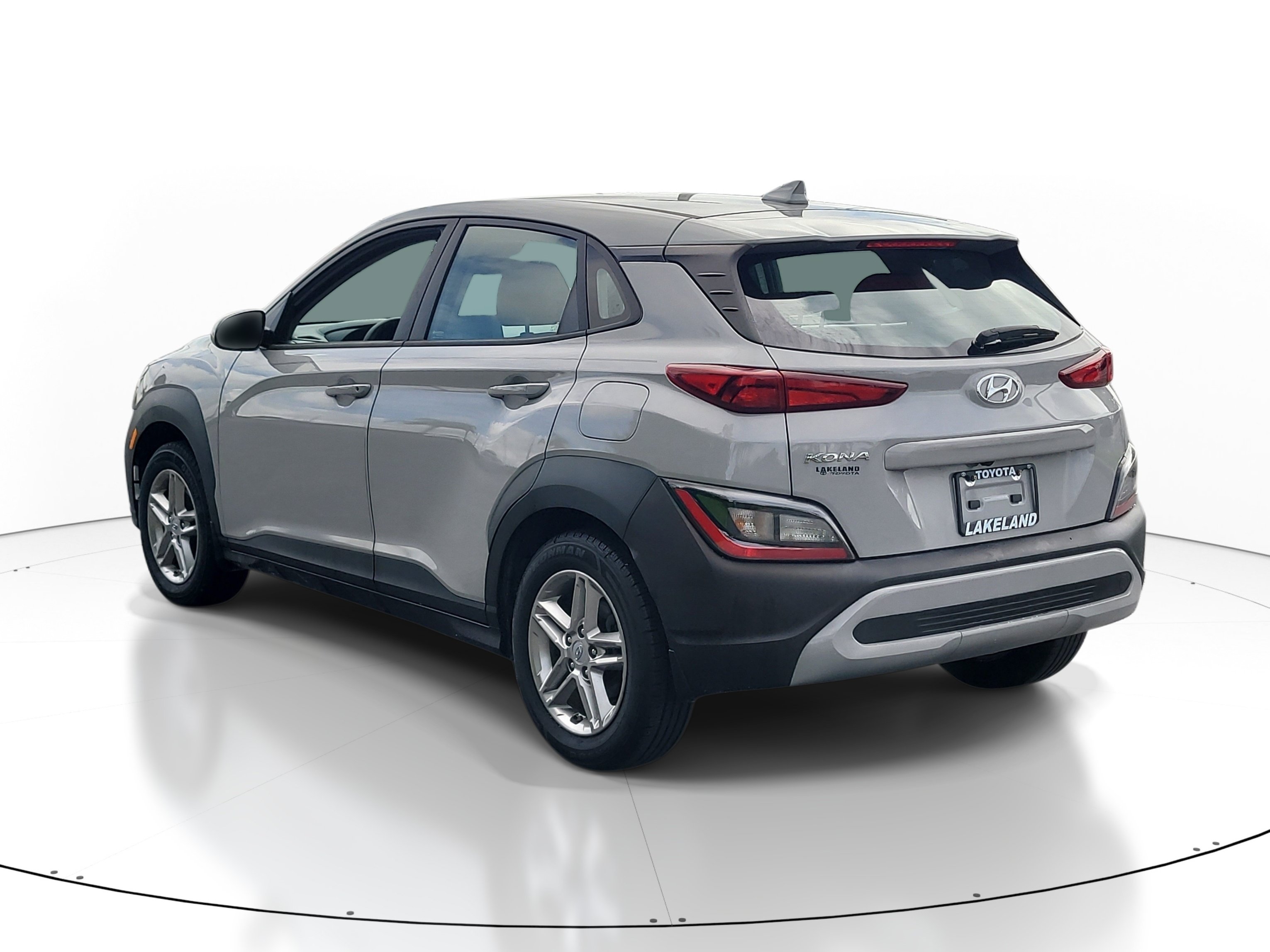 Used 2022 Hyundai Kona SE FWD image 5