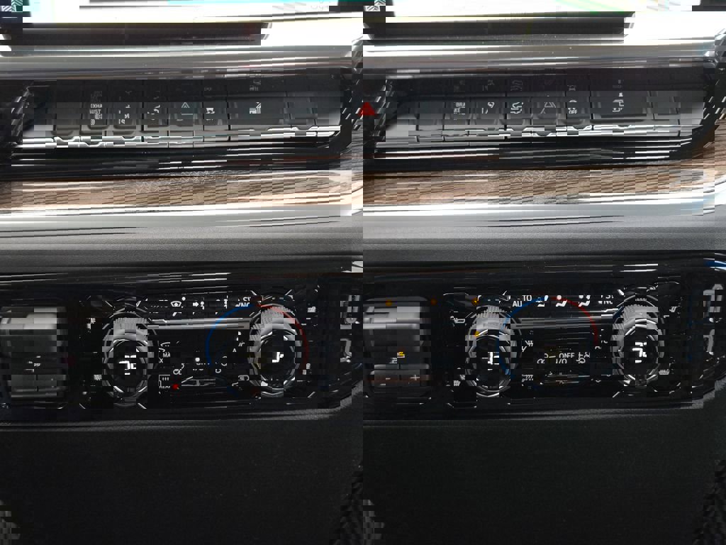 New 2026 Chevrolet Silverado 3500 LT w/ Convenience Package image 19