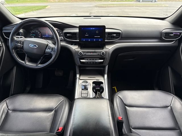 Used 2020 Ford Explorer XLT w/ Equipment Group 202A image 20