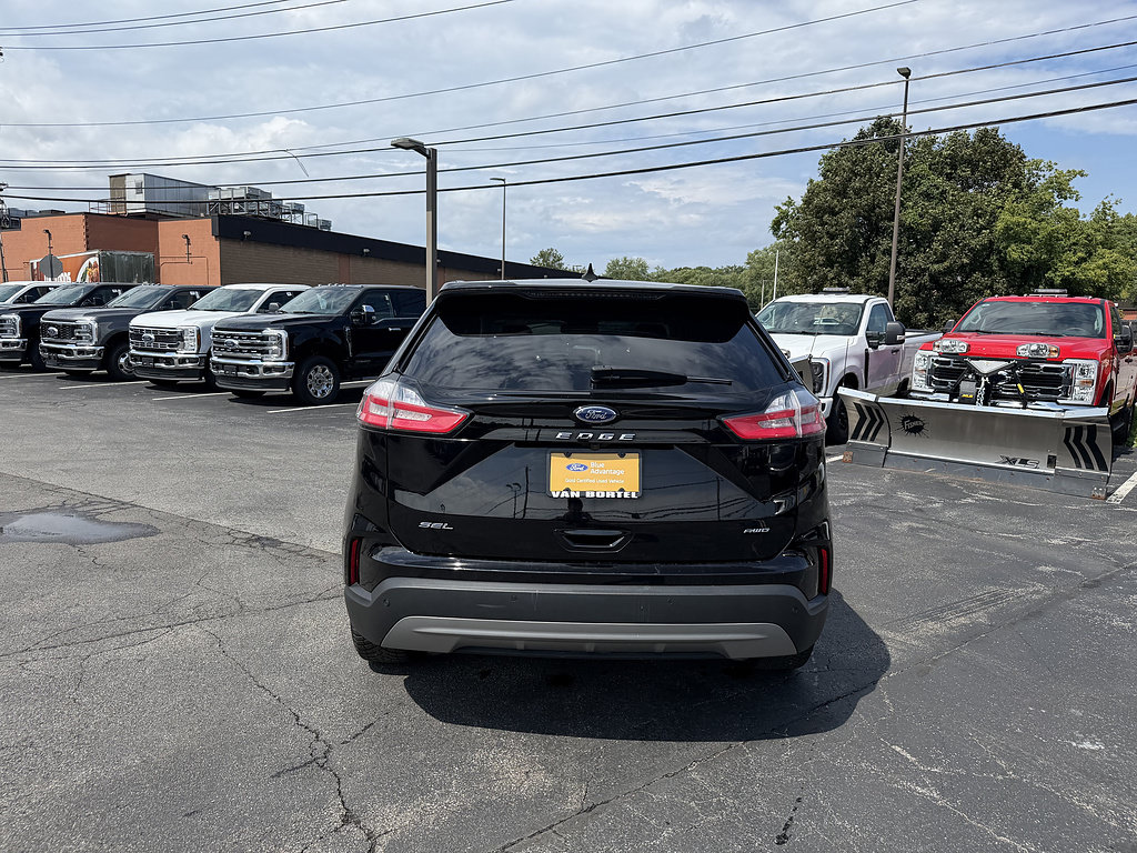 Certified 2023 Ford Edge SEL w/ Convenience Package AWD/4WD image 5