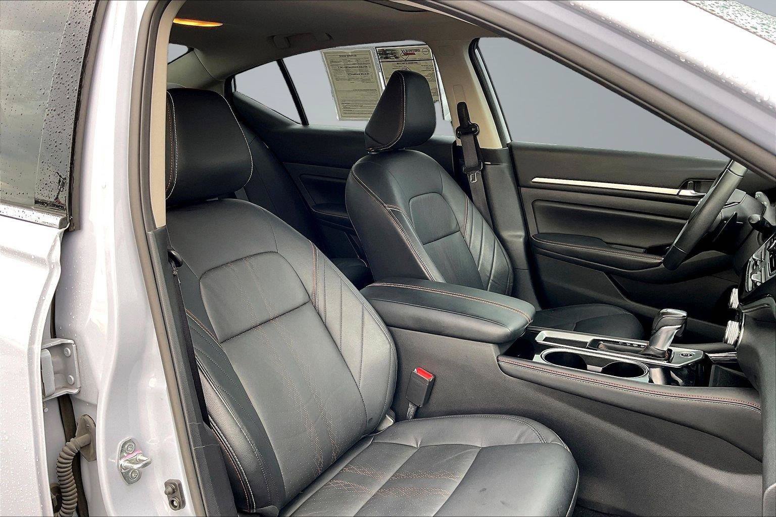 Certified 2024 Nissan Altima 2.5 SR w/ SR Premium Package FWD image 8