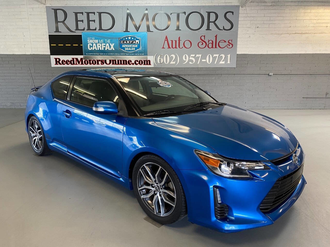 Used 2014 Scion tC FWD image 1