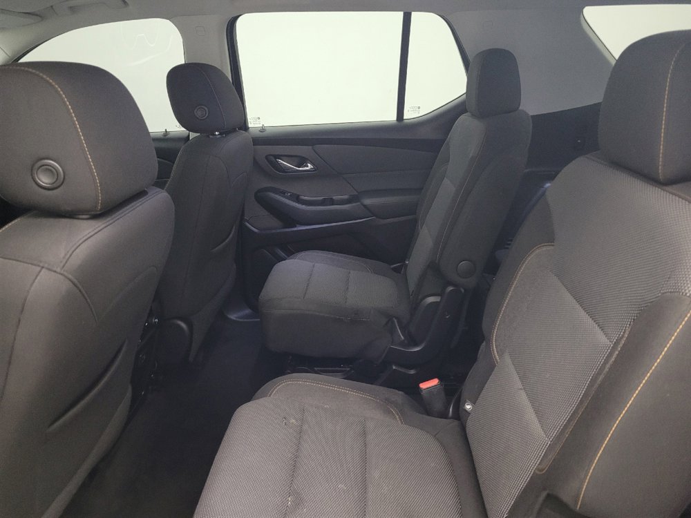 Used 2019 Chevrolet Traverse LT w/ LPO, Blackout Package AWD/4WD image 18