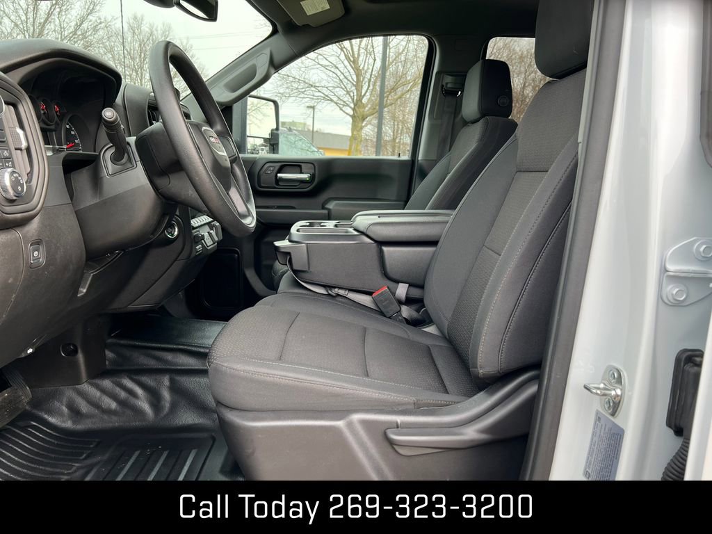 Certified 2025 GMC Sierra 3500 Pro w/ 1SA Pro Safety Plus Package image 5