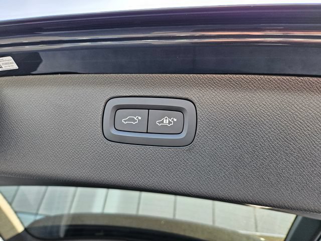 Used 2026 Volvo XC90 B6 Ultra AWD/4WD image 13