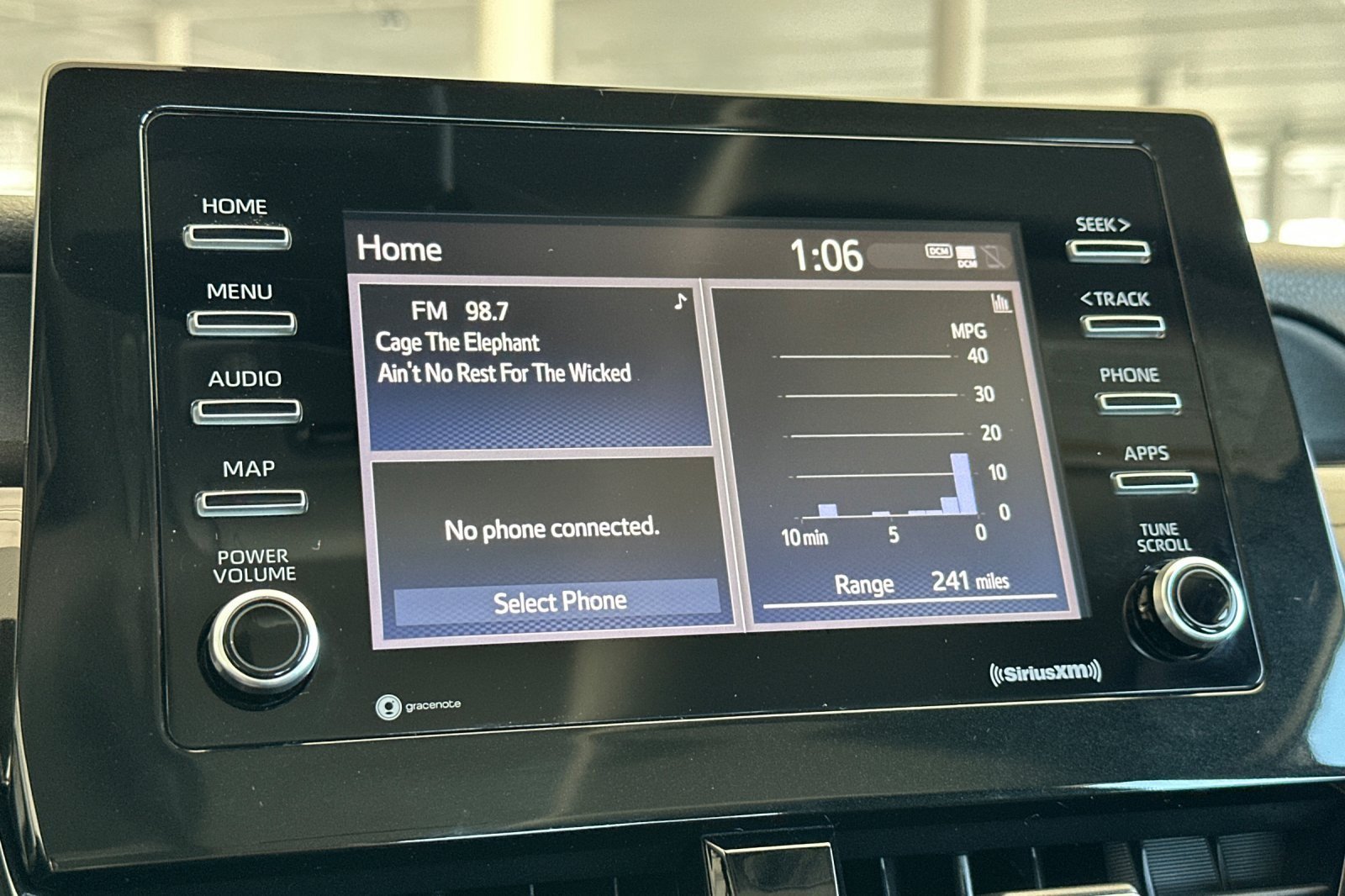 Certified 2022 Toyota Camry SE FWD image 16