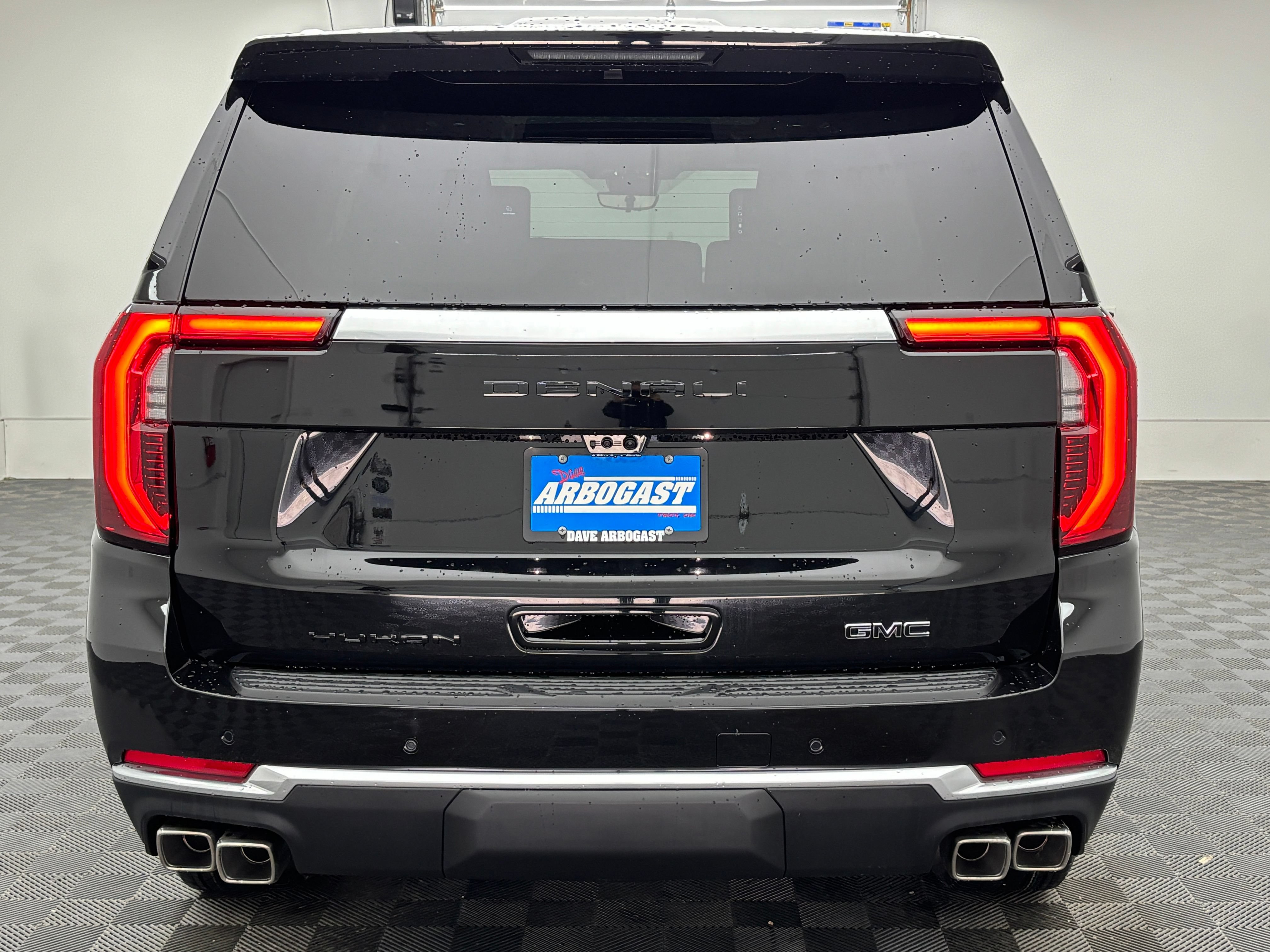New 2026 GMC Yukon Denali w/ Denali Reserve Package AWD/4WD image 12