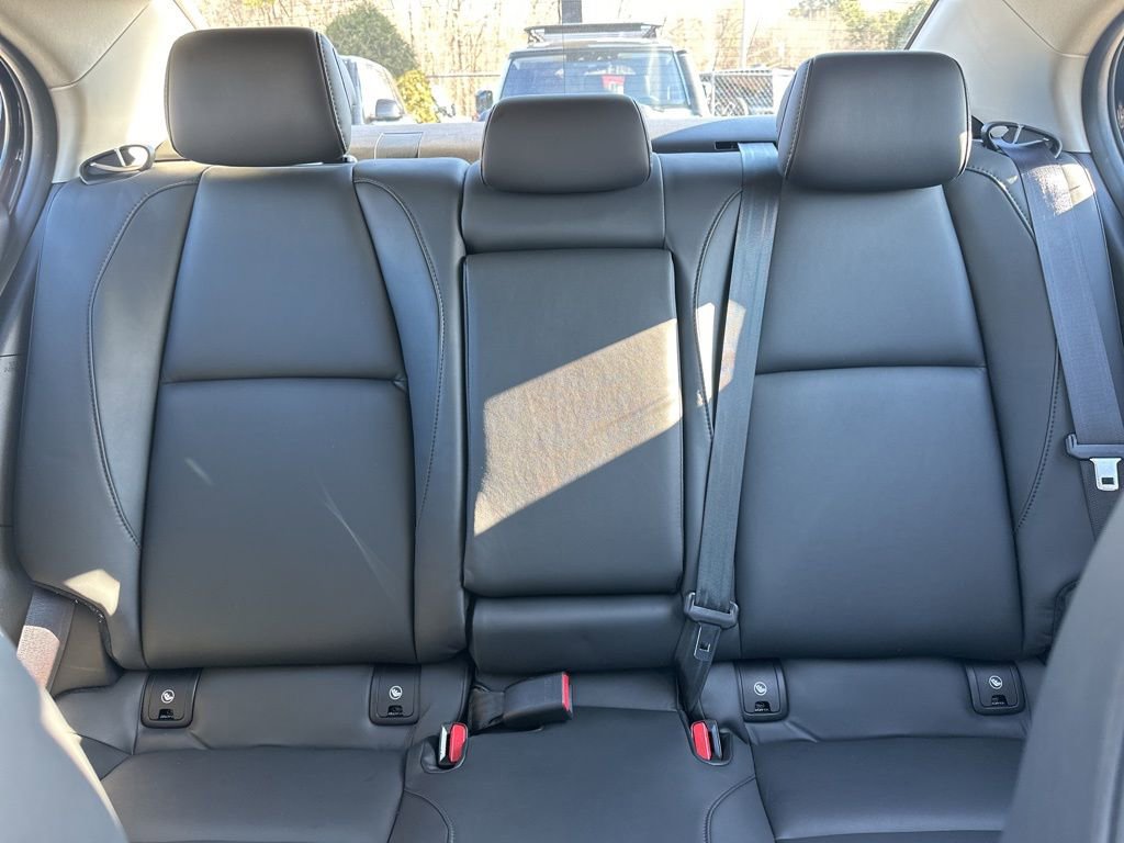 Used 2025 MAZDA MAZDA3 s image 12