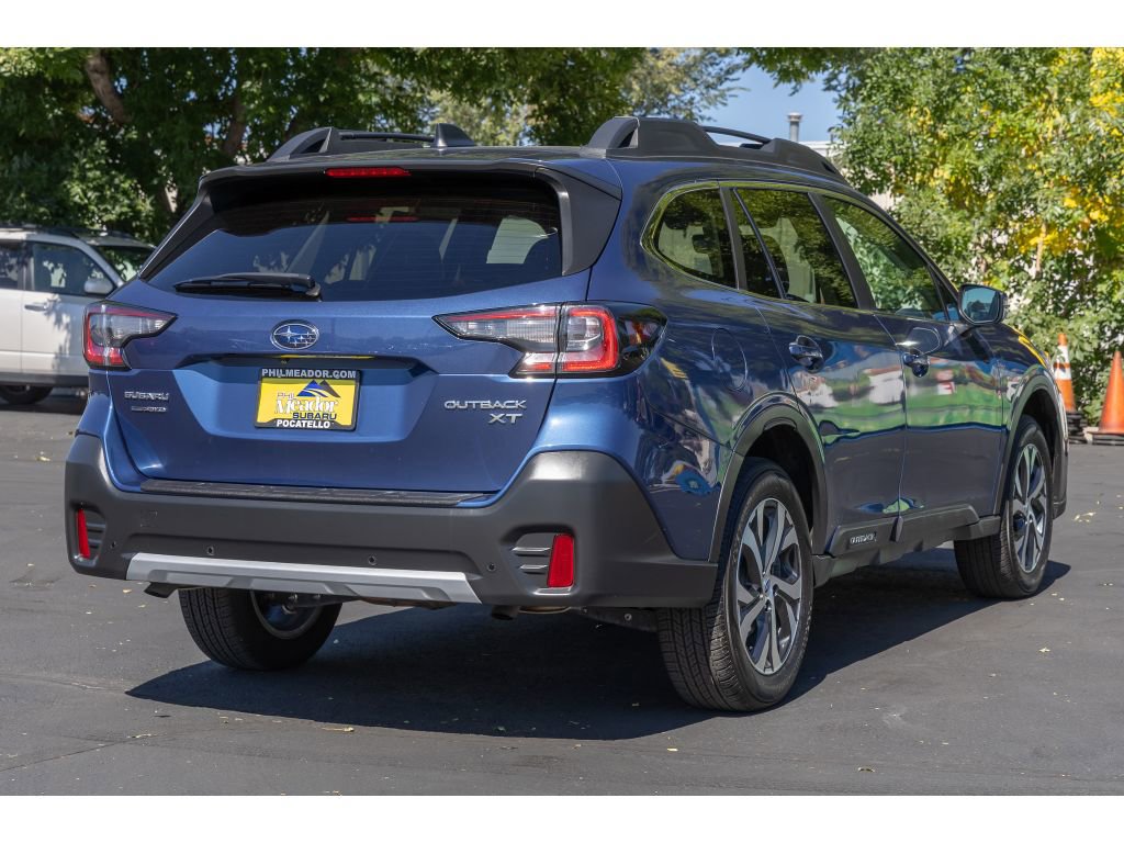 Certified 2022 Subaru Outback Limited XT image 3