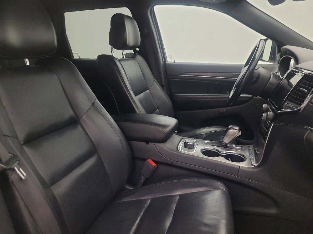 Used 2020 Jeep Grand Cherokee Limited AWD/4WD image 21
