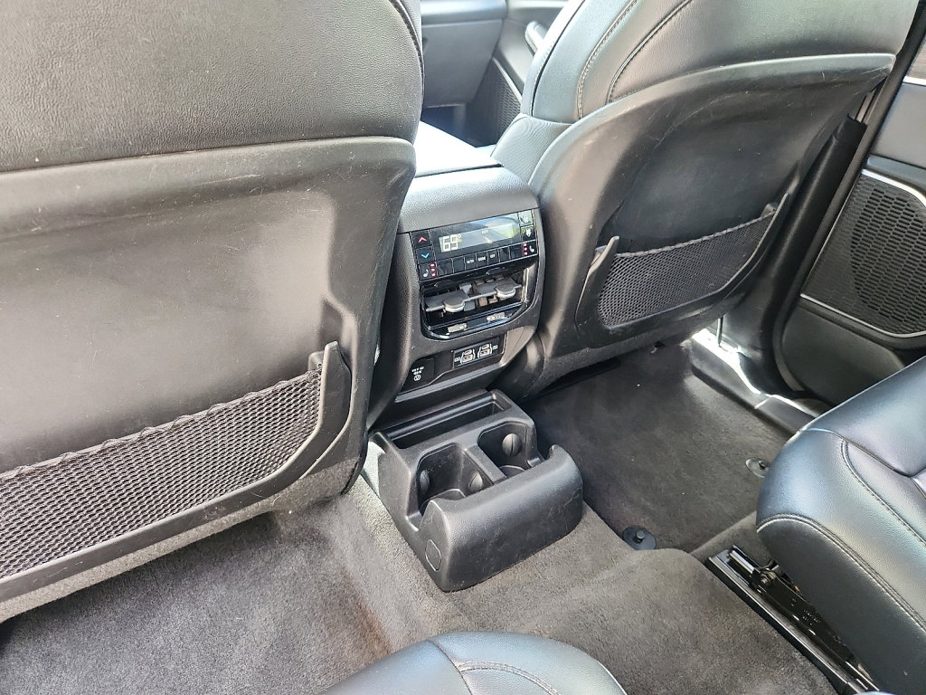 Used 2022 Jeep Grand Cherokee L Limited AWD/4WD image 20