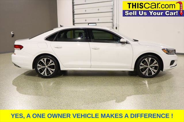 Used 2021 Volkswagen Passat 2.0T SE w/ Luggage Net & Mats Package FWD image 8